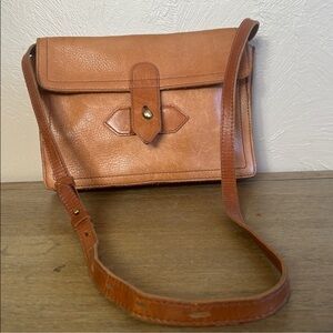 Madewell The Sketchbook Tan Genuine Leather Crossbody Bag Classy Minimalist Chic